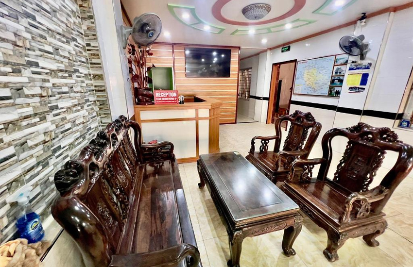 Khách sạn Mạnh Vương Cát Bà