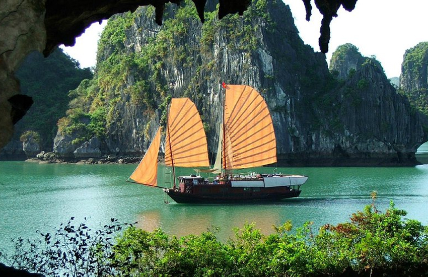 Top 10+ khách sạn 3 sao giá tốt, ngay trung tâm tại Hạ Long